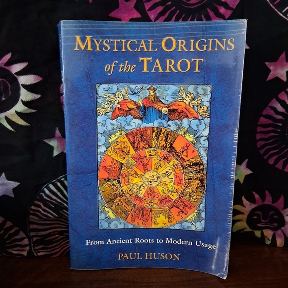Mystical Origins Of The Tarot Book By Paul Huson 2004 Ancient Roots To Modern - Picture 1 of 15